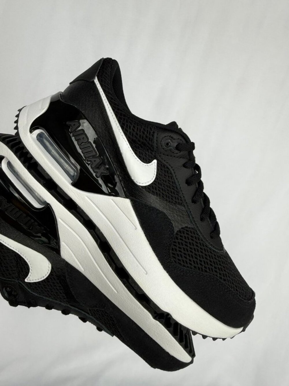 * 7Y | 8.5 WOMEN'S NIKE AIR MAX 1 ESS EXCEE BLACK WHITE SPORTSWEAR SNEAKERS